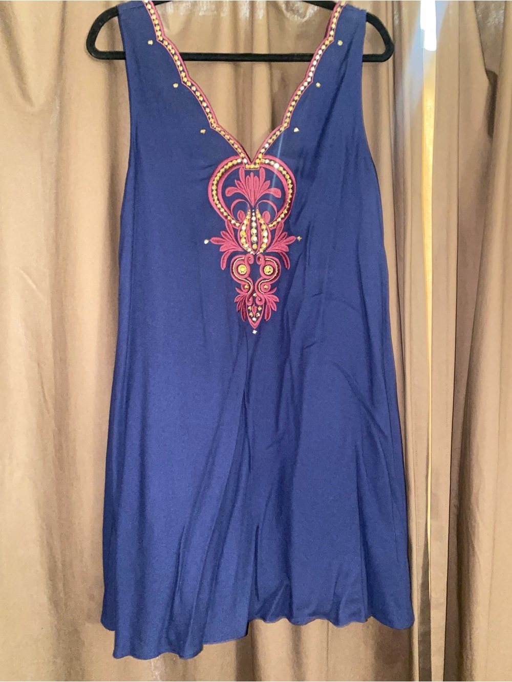 Lilly Pulitzer Blue Sleeveless V-Neck Tunic with Pink Embroidery